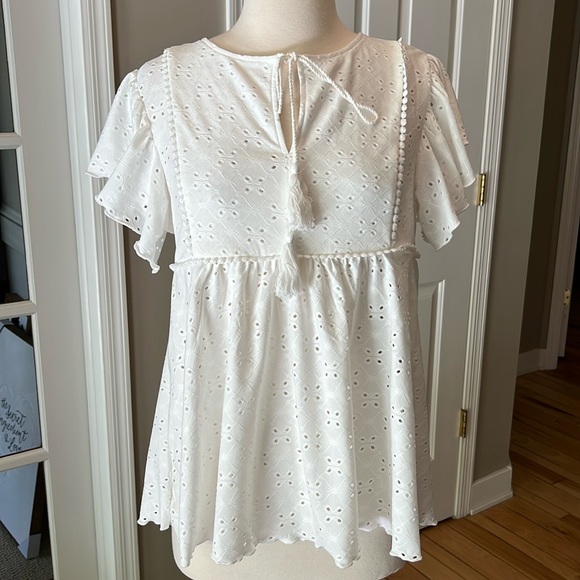SHEIN Tops - SHEIN short sleeve blouse
